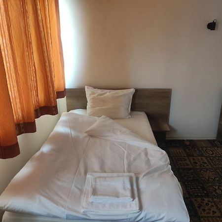 Кианти Hotel Kŭrdzhali Eksteriør billede