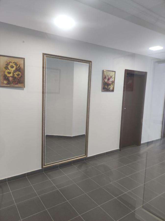 Кианти Hotel Kŭrdzhali Eksteriør billede