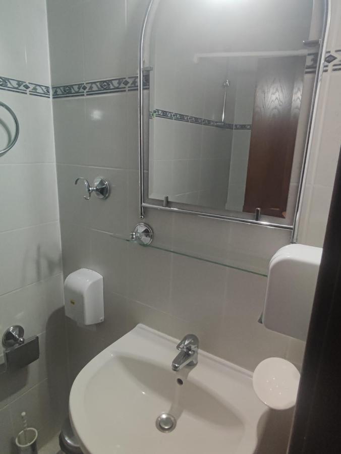 Кианти Hotel Kŭrdzhali Eksteriør billede