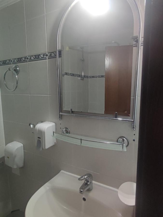 Кианти Hotel Kŭrdzhali Eksteriør billede