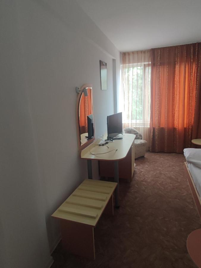 Кианти Hotel Kŭrdzhali Eksteriør billede