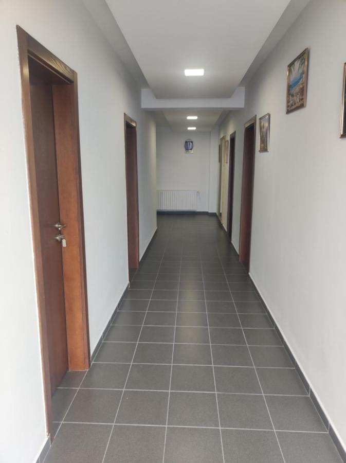 Кианти Hotel Kŭrdzhali Eksteriør billede