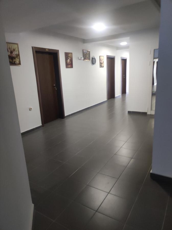 Кианти Hotel Kŭrdzhali Eksteriør billede