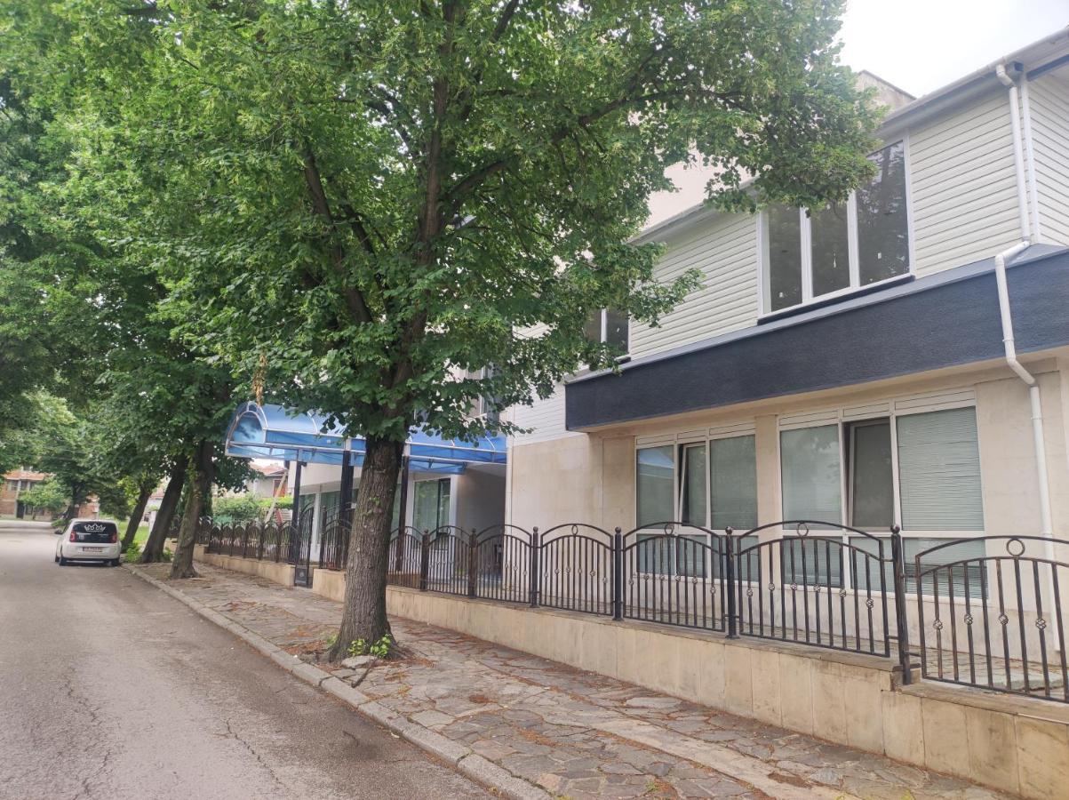 Кианти Hotel Kŭrdzhali Eksteriør billede
