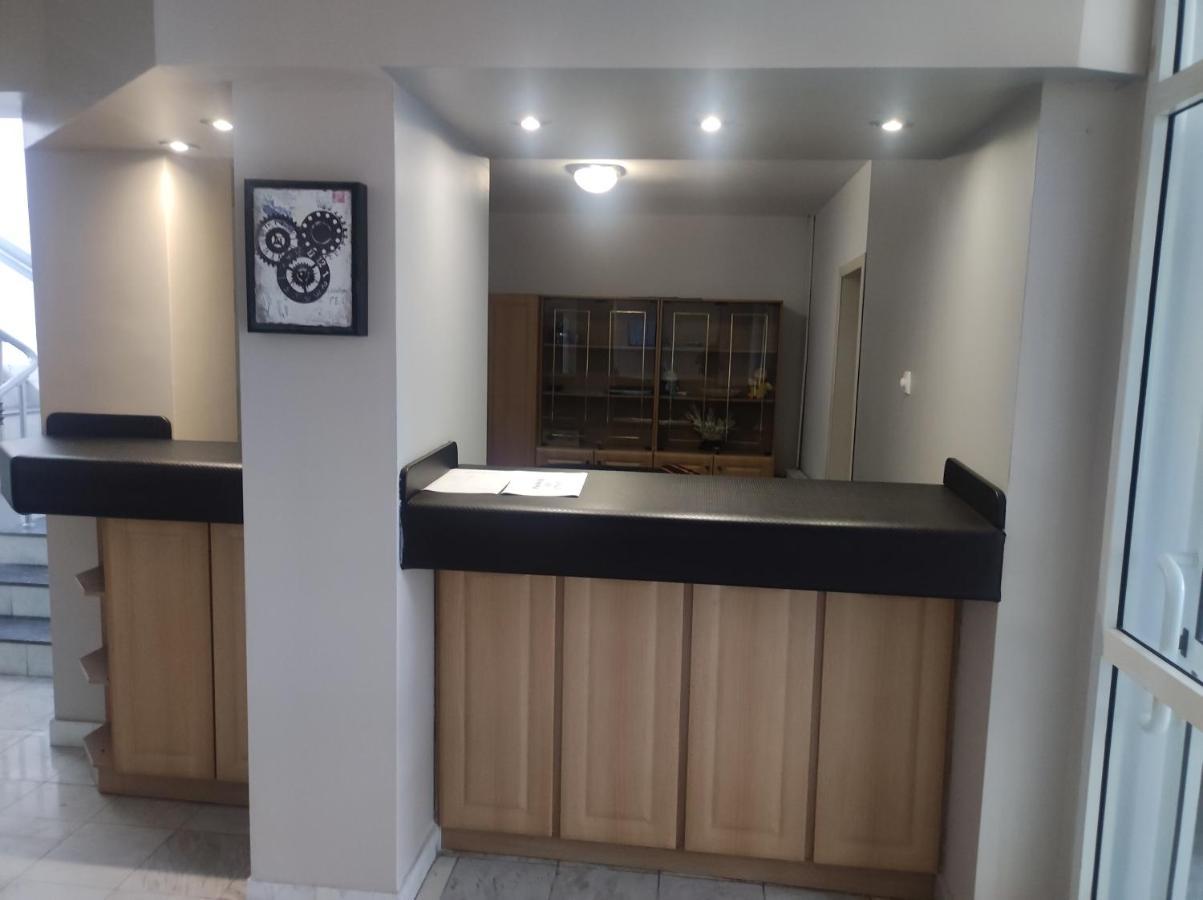 Кианти Hotel Kŭrdzhali Eksteriør billede