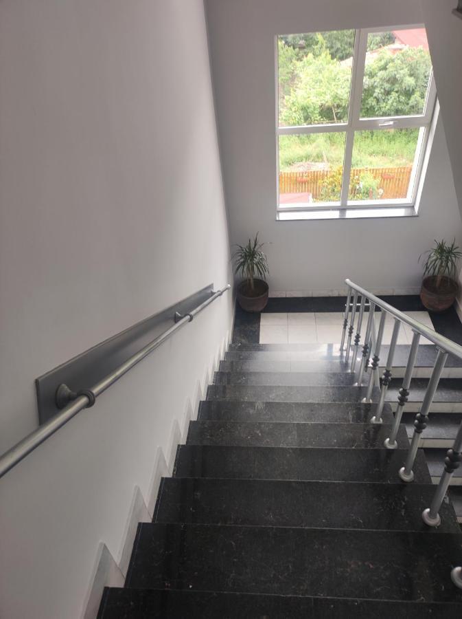 Кианти Hotel Kŭrdzhali Eksteriør billede